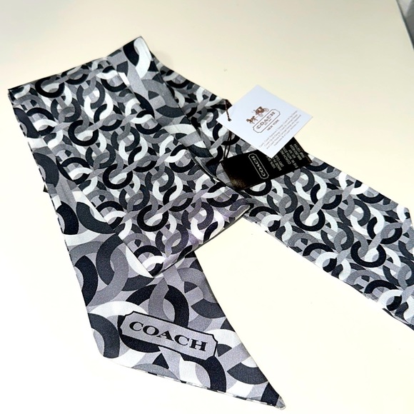 Coach Accessories Nwt Coach Signature Scarf Blackgraywhite Poshmark